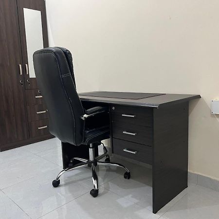 Cozy Private Studio Apartment Near Airport Abu Dhabi Eksteriør billede