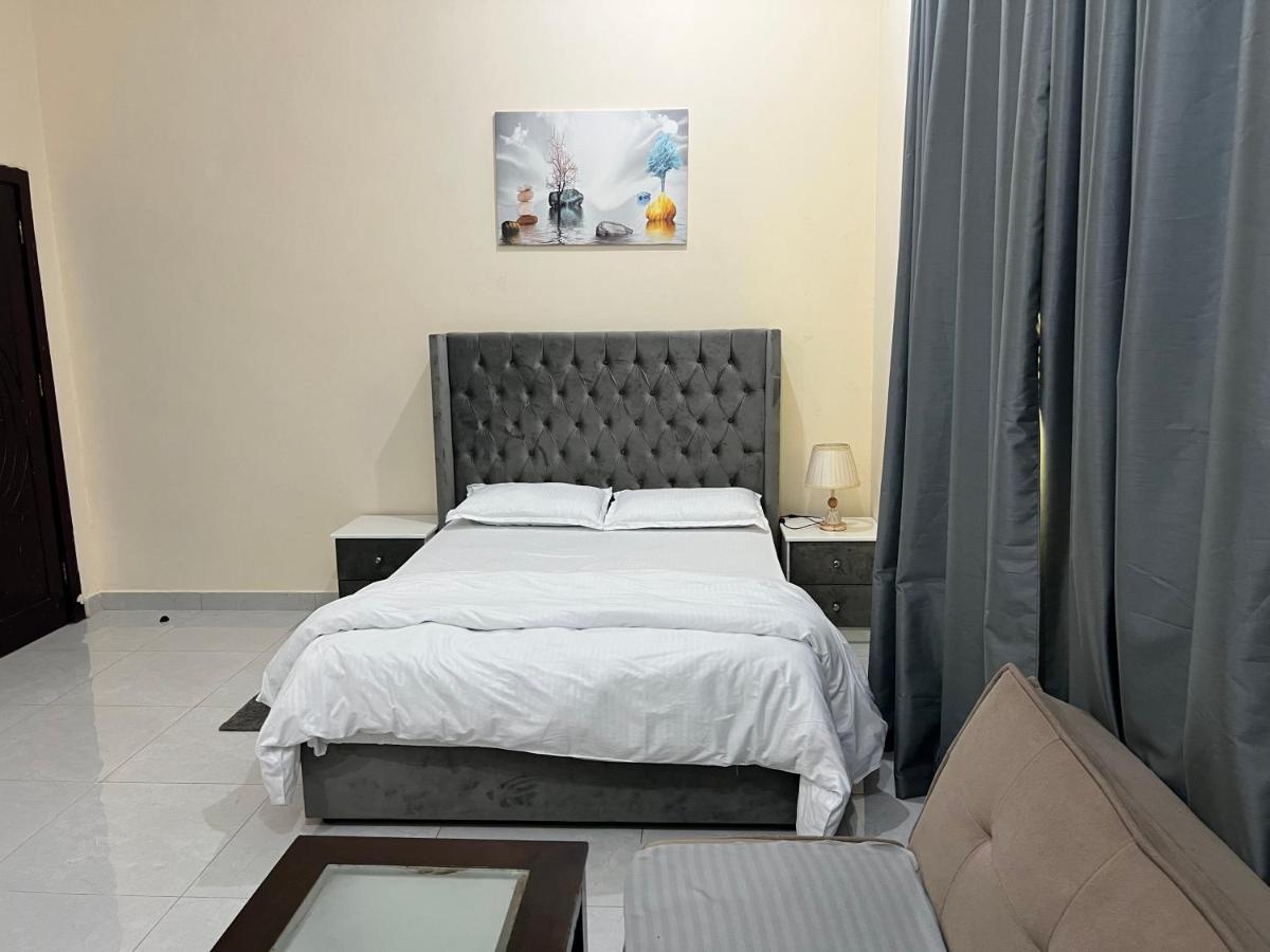Cozy Private Studio Apartment Near Airport Abu Dhabi Eksteriør billede