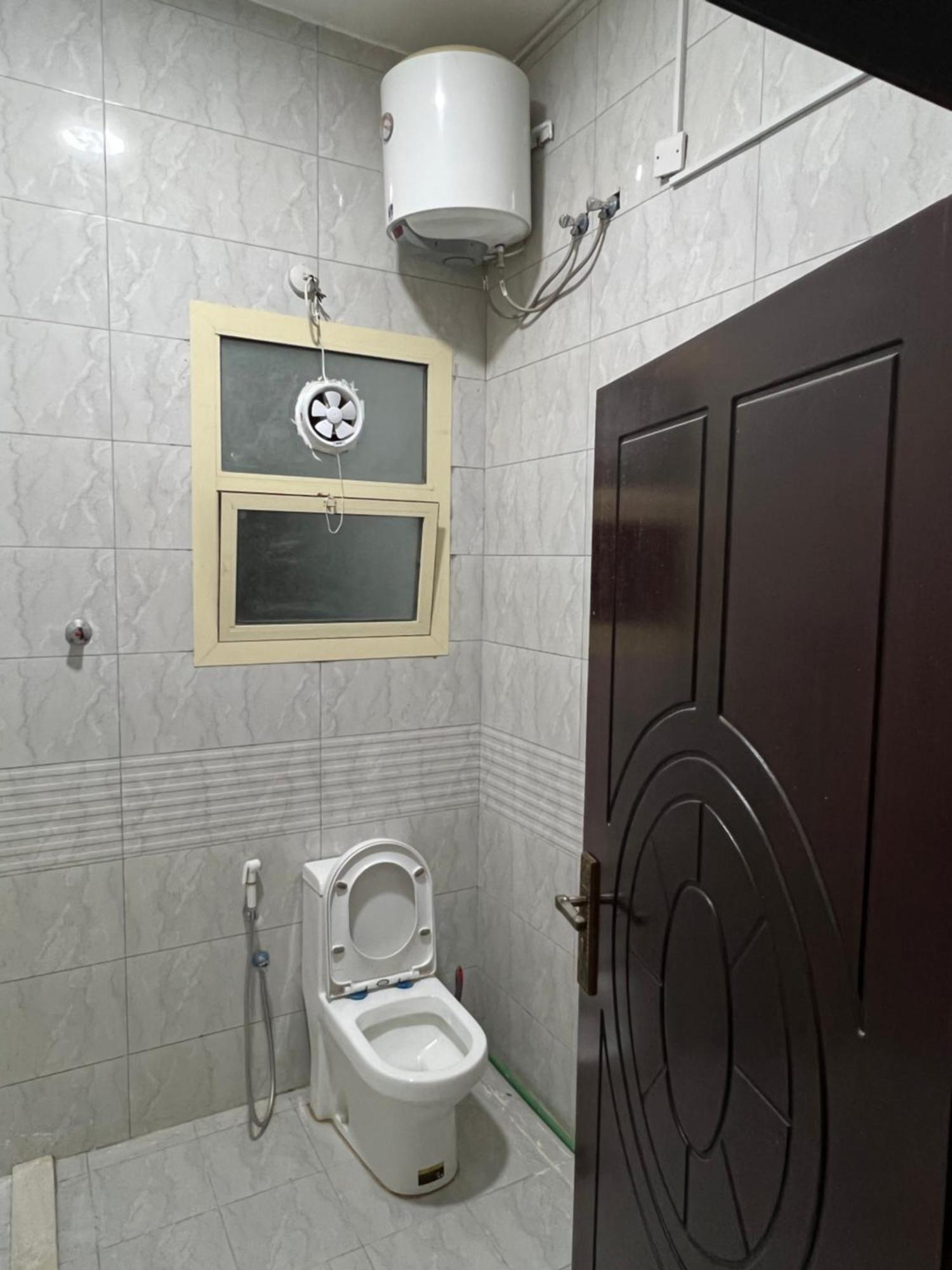 Cozy Private Studio Apartment Near Airport Abu Dhabi Eksteriør billede