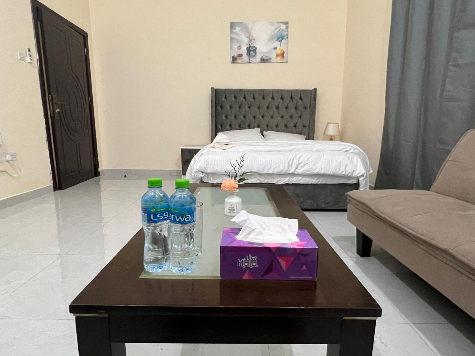 Cozy Private Studio Apartment Near Airport Abu Dhabi Eksteriør billede